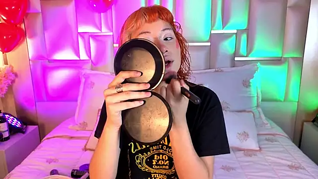 Sienna Desiree online show from 02-12-26, 01:00