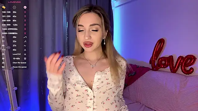  ViviV  online show from 03-23-26, 08:03