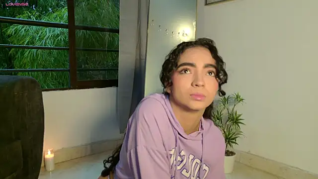 adelineevs online show from 01-12-26, 09:52