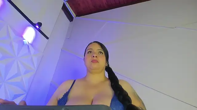 GabiSaenz  online show from 07-15-26, 11:06
