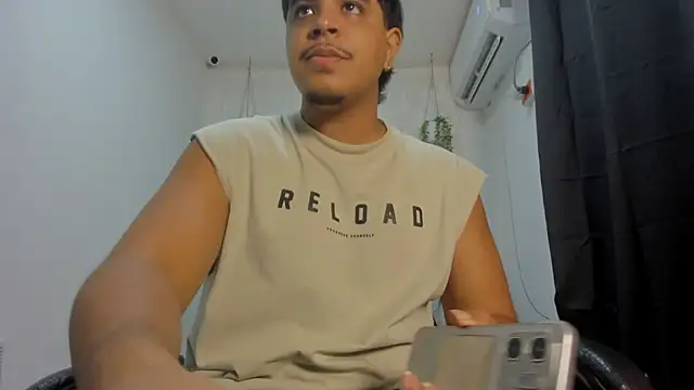 Darkalphax1 online show from 01-08-26, 02:45