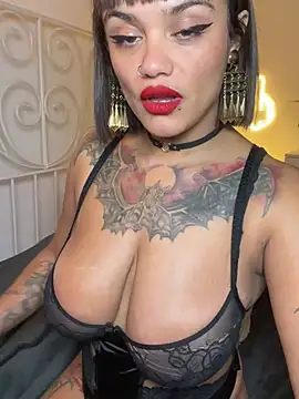 Snapshot of Tahero_98 chatting on 02-10-26, 01:21 Tahero 98 online show from 02-10-26, 01:21