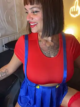 Snapshot of Tahero_98 chatting on 02-17-26, 02:47 Tahero 98 online show from 02-17-26, 02:47