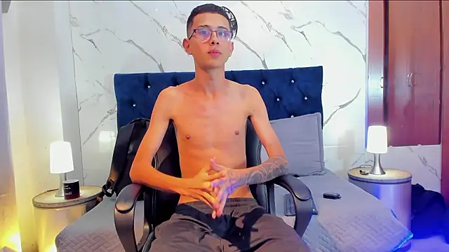 asher lux online show from 02-19-26, 09:01