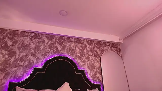 Chloe Connor online show from 03-13-26, 02:16