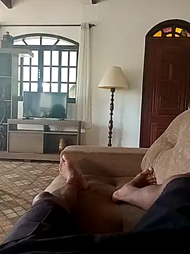 Snapshot of little_rascall chatting on 01-08-26, 06:14 little rascall online show from 01-08-26, 06:14