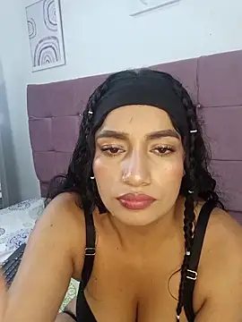 Snapshot of MiaKleinX chatting on 03-01-26, 11:05 MiaKleinX online show from 03-01-26, 11:05