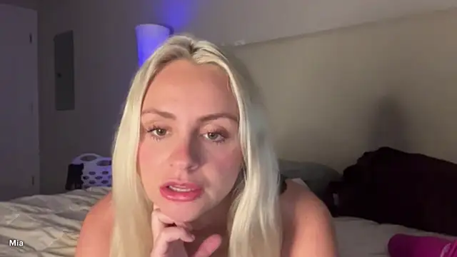 babymiaaaa online show from 02-20-26, 01:24