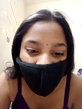 Snapshot of sexyyy_sonia chatting on 03-19-26, 06:13 sexyyy sonia online show from 03-19-26, 06:13
