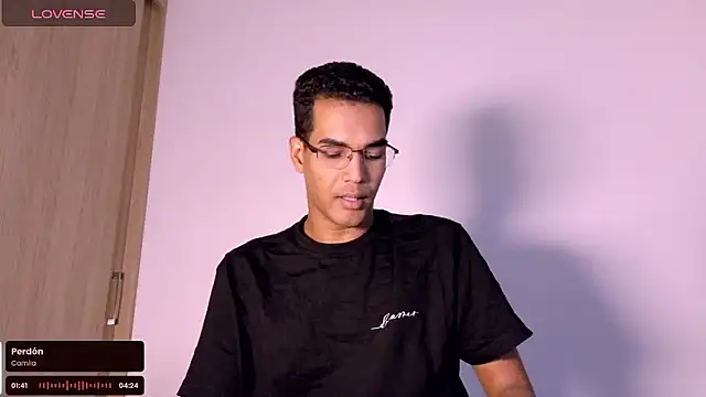 Snapshot of Pikashu7u7 chatting on 01-10-26, 06:36 Pikashu7u7 online show from 01-10-26, 06:36