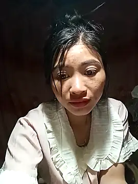 Hiniyk2 online show from 04-18-26, 01:46