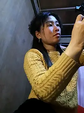 Snapshot of Hiniyk2 chatting on 01-15-26, 12:19 Hiniyk2 online show from 01-15-26, 12:19