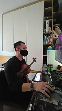 Snapshot of OnlyHand9x chatting on 02-10-26, 06:12 OnlyHand9x online show from 02-10-26, 06:12