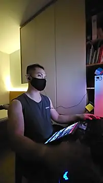 OnlyHand9x online show from 03-25-26, 04:39