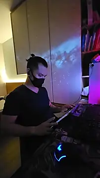 OnlyHand9x online show from 03-17-26, 05:16