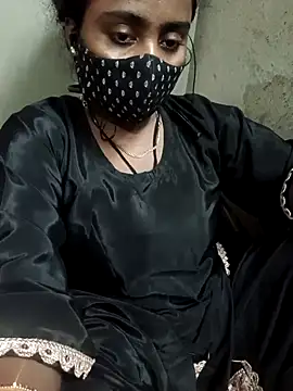 Hotty Nishaa online show from 03-24-26, 07:19