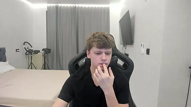 bonekoambalabu online show from 02-20-26, 05:15