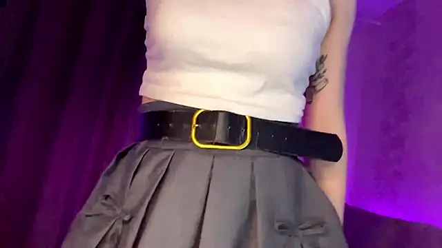 Snapshot of BlondeBun chatting on 02-11-26, 08:41 BlondeBun online show from 02-11-26, 08:41