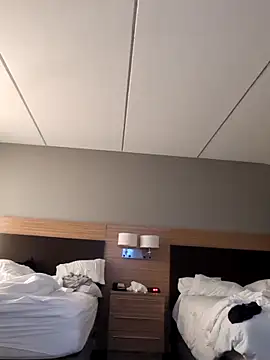 Snapshot of hellyeayea6969 chatting on 03-10-26, 07:12 hellyeayea6969 online show from 03-10-26, 07:12