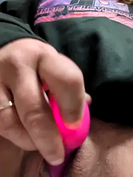 Snapshot of hellyeayea6969 chatting on 03-29-26, 12:12 hellyeayea6969 online show from 03-29-26, 12:12