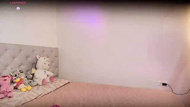 Diamond  cherry69 online show from 03-11-26, 01:05