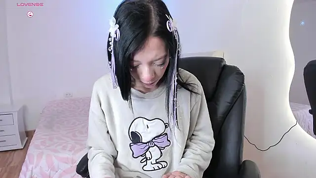 Snapshot of Diamond__cherry69 chatting on 02-24-26, 01:56 Diamond cherry69 online show from 02-24-26, 01:56