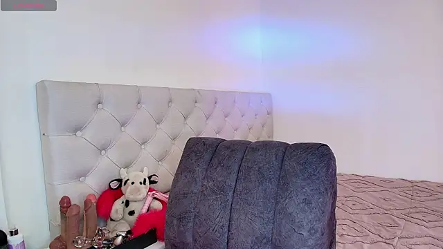 Diamond  cherry69 online show from 06-23-26, 01:31
