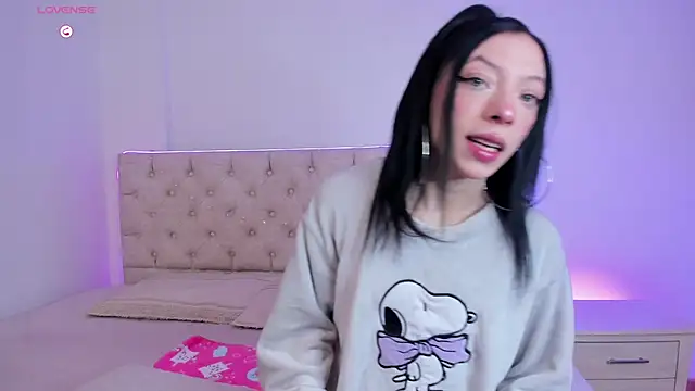 Snapshot of Diamond__cherry69 chatting on 02-19-26, 01:19 Diamond cherry69 online show from 02-19-26, 01:19