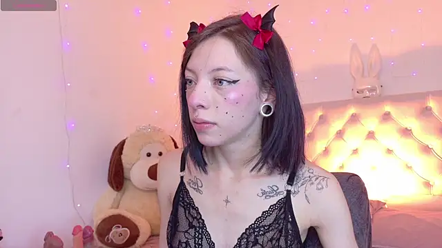 Diamond  cherry69 online show from 07-23-26, 04:14