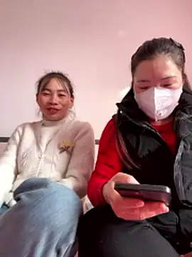 Faded pink online show from 01-12-26, 01:23