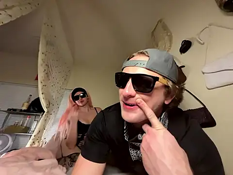 cooperlux online show from 01-11-26, 06:53