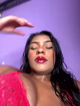 Snapshot of Lunnnaa777 chatting on 01-13-26, 12:53 Lunnnaa777 online show from 01-13-26, 12:53