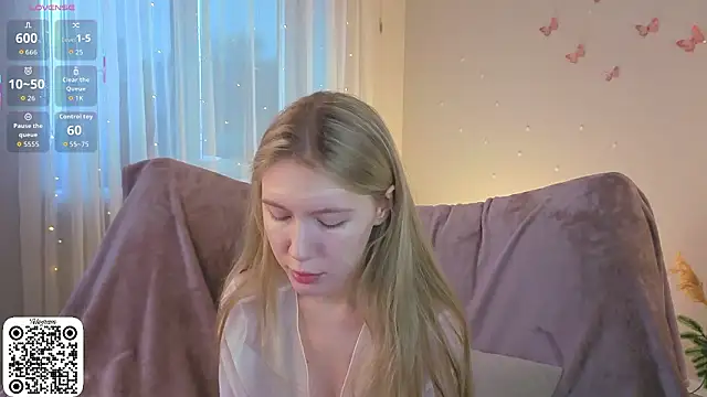 Snapshot of SirenThalassa chatting on 02-16-26, 07:07 SirenThalassa online show from 02-16-26, 07:07