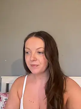 Nova-Vixen online show from 02-26-26, 04:51