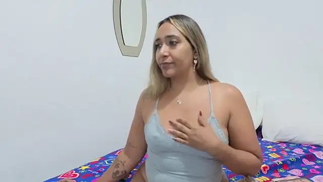 Snapshot of IsabelaAcosta chatting on 06-01-26, 09:25 IsabelaAcosta online show from 06-01-26, 09:25