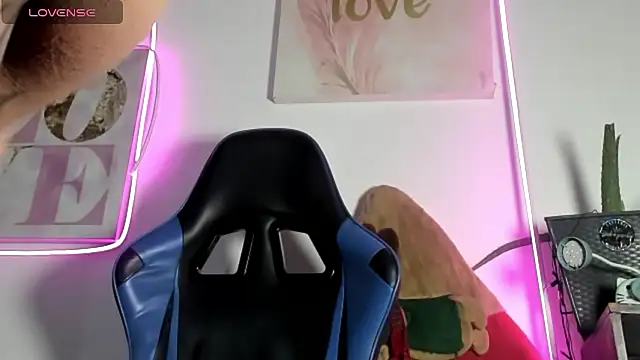 tahhlia fresh online show from 01-09-26, 02:51