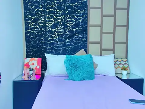 AlahiaEvansz online show from 04-11-26, 02:52