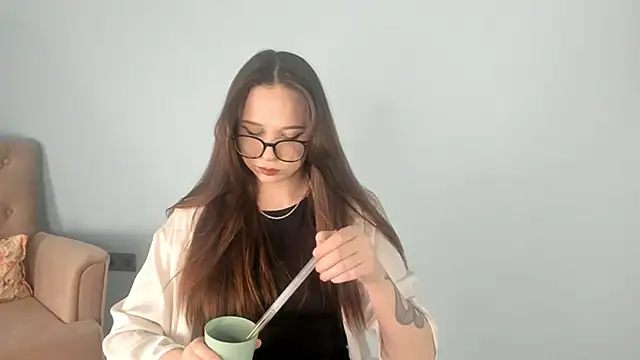 AugustaDakin online show from 01-11-26, 12:23