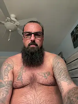 Snapshot of alphareign85 chatting on 02-18-26, 05:31 alphareign85 online show from 02-18-26, 05:31