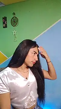 Snapshot of Selena_Nova chatting on 05-16-26, 01:26 Selena Nova online show from 05-16-26, 01:26