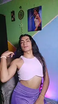 Snapshot of Selena_Nova chatting on 05-15-26, 01:03 Selena Nova online show from 05-15-26, 01:03