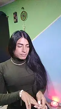 Snapshot of Selena_Nova chatting on 05-19-26, 02:51 Selena Nova online show from 05-19-26, 02:51