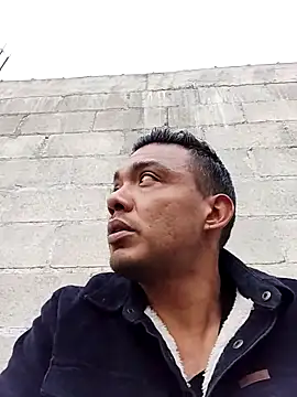 Snapshot of latinomoreno95 chatting on 02-03-26, 11:43 latinomoreno95 online show from 02-03-26, 11:43