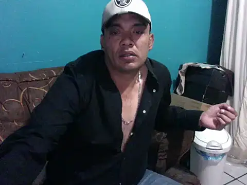 Snapshot of latinomoreno95 chatting on 02-28-26, 03:55 latinomoreno95 online show from 02-28-26, 03:55