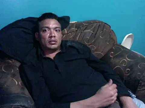 Snapshot of latinomoreno95 chatting on 05-15-26, 11:14 latinomoreno95 online show from 05-15-26, 11:14