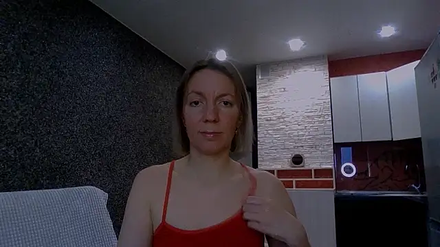 Amanda Luxe online show from 02-07-26, 03:14