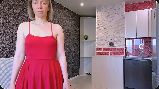 Snapshot of Amanda_Luxe chatting on 05-18-26, 03:28 Amanda Luxe online show from 05-18-26, 03:28