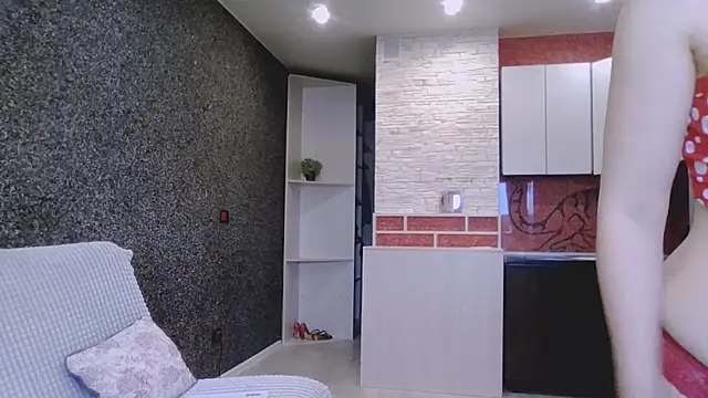 Amanda Luxe online show from 02-15-26, 04:13