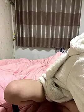 Snapshot of Xixi-07 chatting on 01-07-26, 12:21 Xixi-07 online show from 01-07-26, 12:21