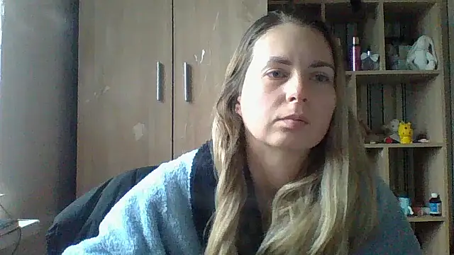 Snapshot of VikiLove765 chatting on 02-26-26, 07:30 VikiLove765 online show from 02-26-26, 07:30
